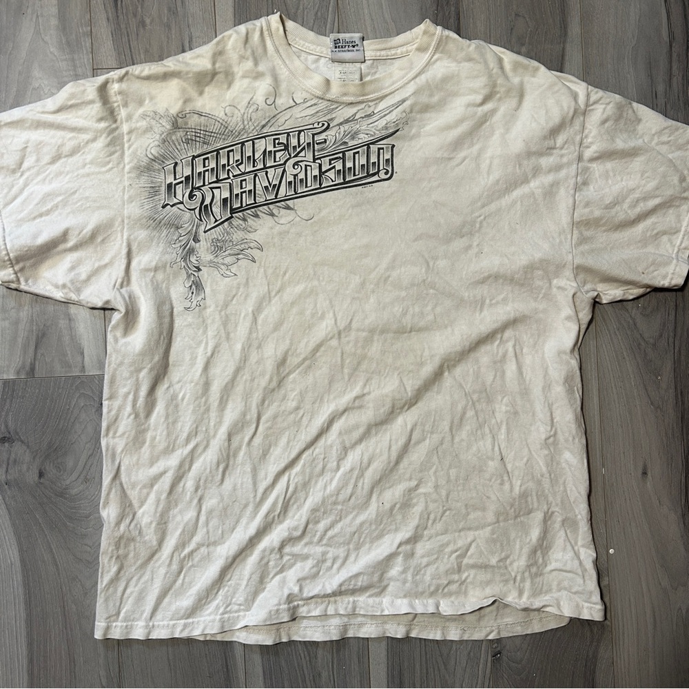 2011 Harley Davidson T-Shirt Boston Faneuil Hall, MA White Hanes Beefy Men’s XL